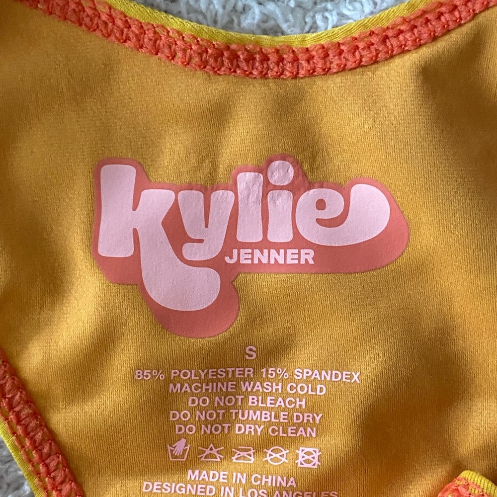 Never worn! Protective lining still in place. Ready to ship asap!